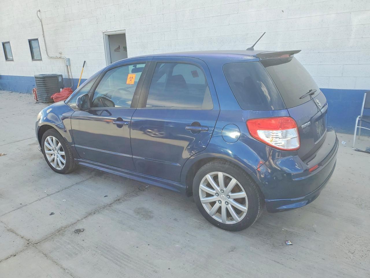 2011 Suzuki Sx4 - Image 2