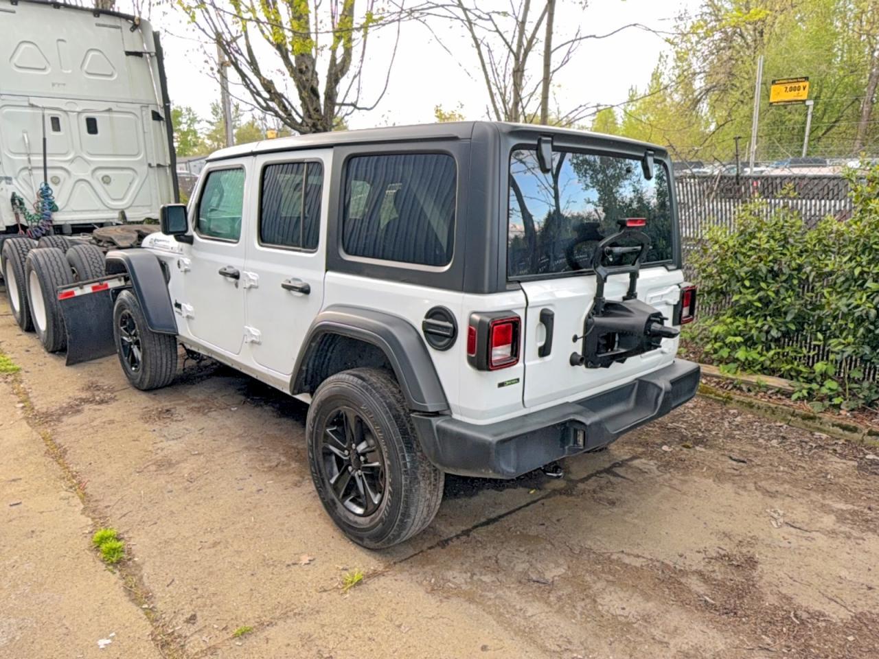 2020 Jeep Wrangler Unlimited Sport - Image 3