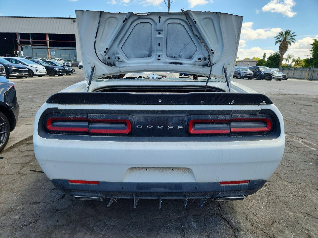 2019 Dodge Challenger R - Image 6