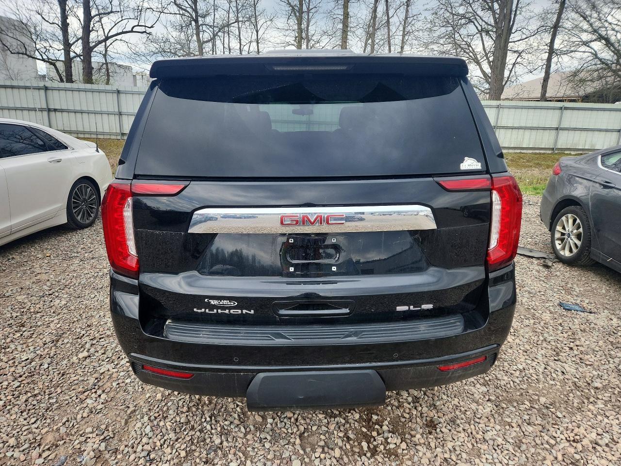 2022 GMC Yukon Sle - Фото 6