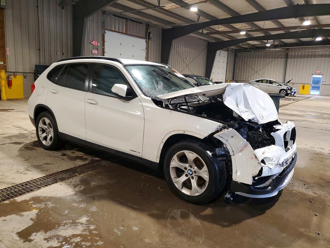 2015 BMW X1 Sdrive28I - Фото 4