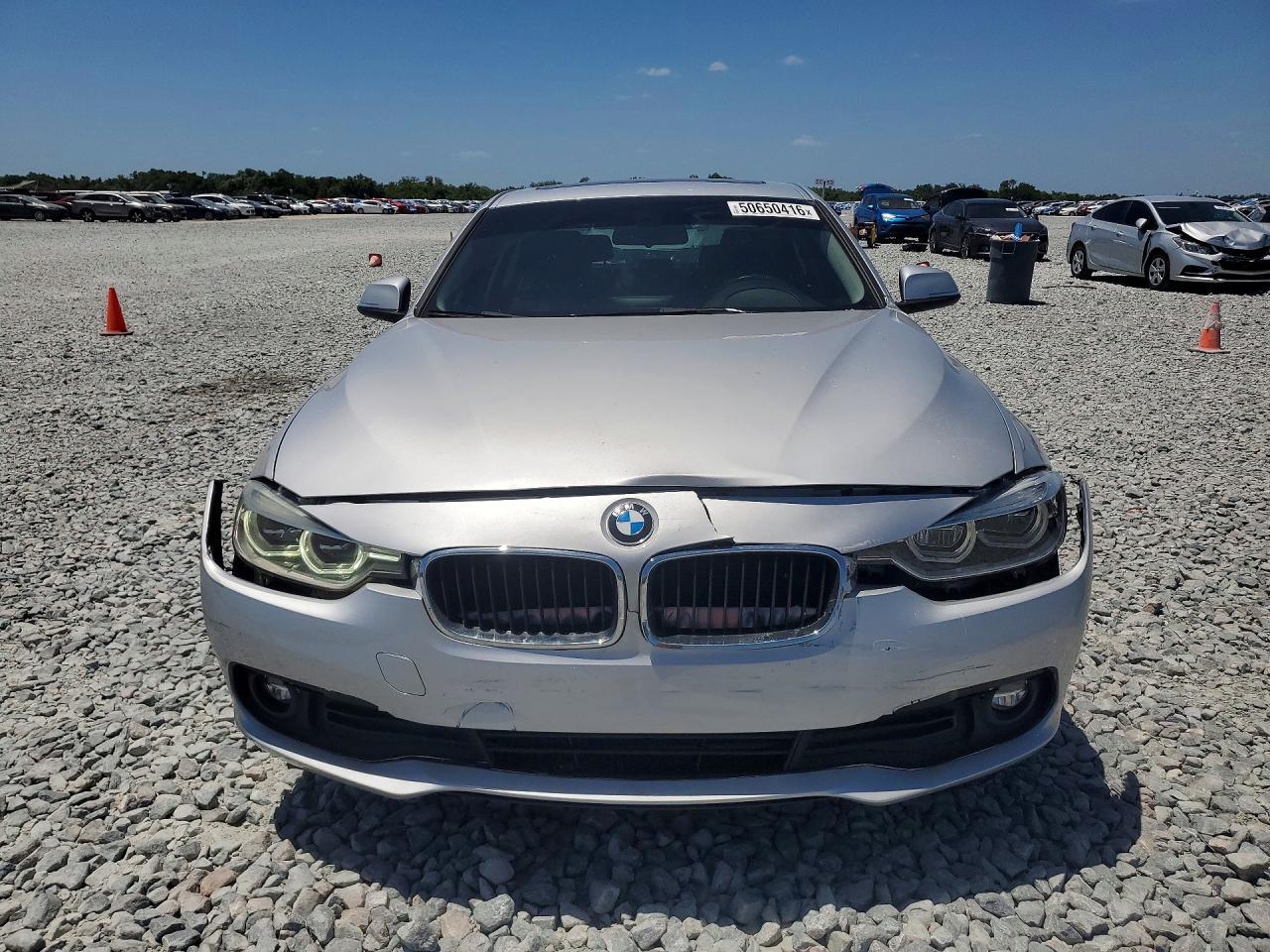 2018 BMW 320 I - Image 5