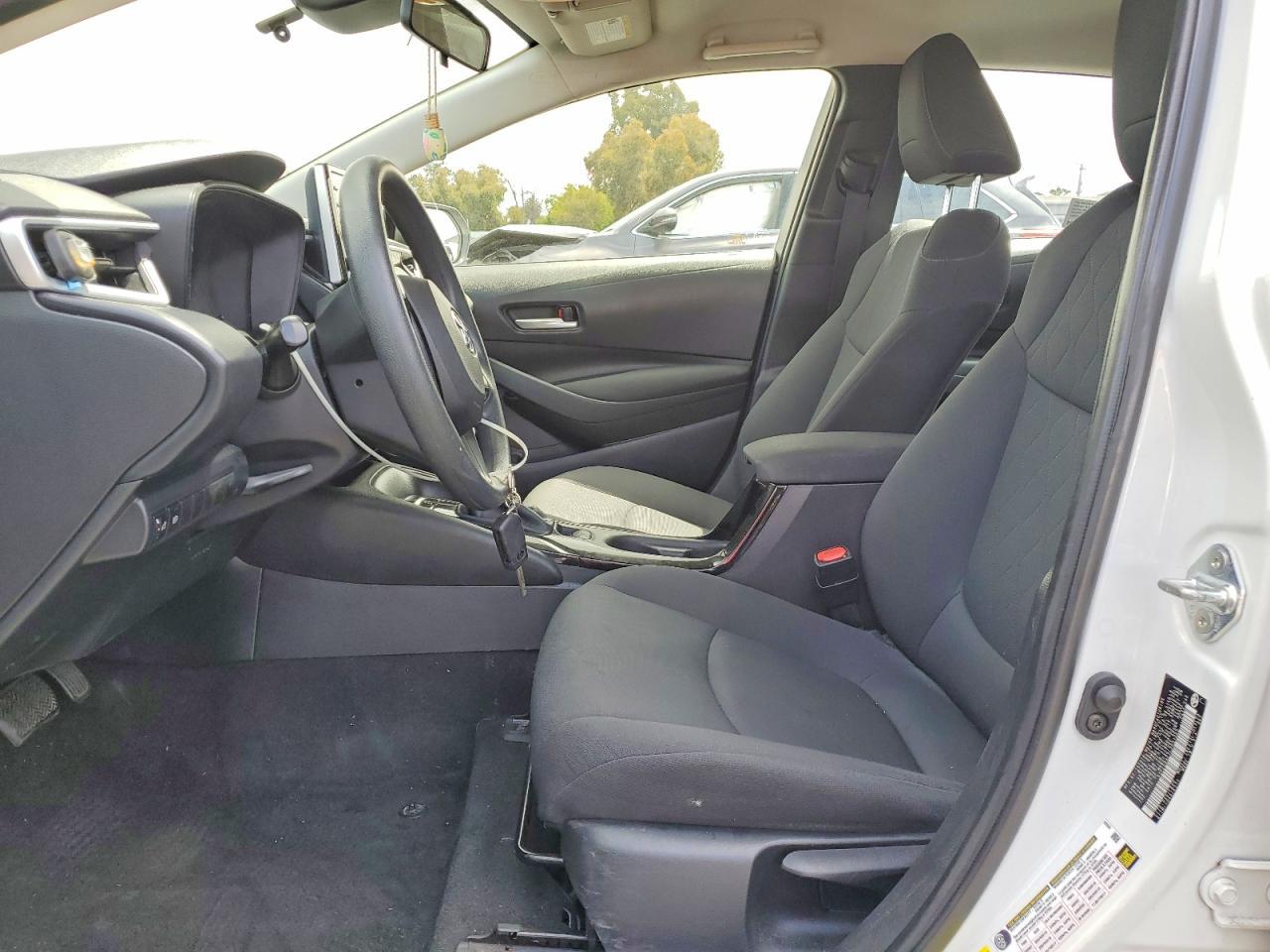 2020 Toyota Corolla Le - Фото 7