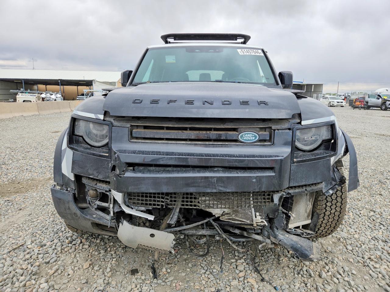 2021 Land Rover Defender 110 Se - Фото 5