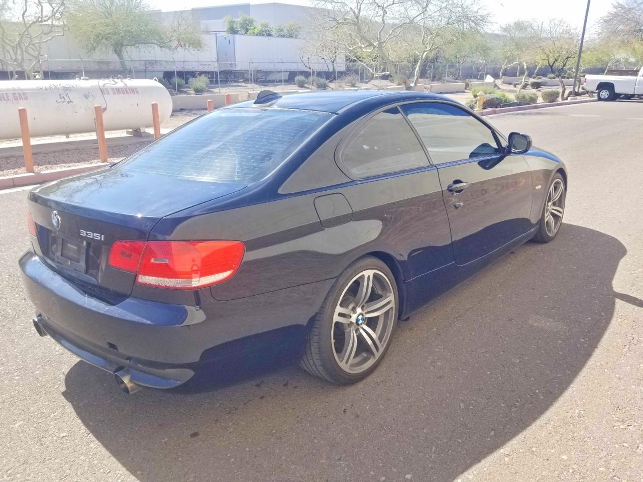 2010 BMW 335 I - Фото 4