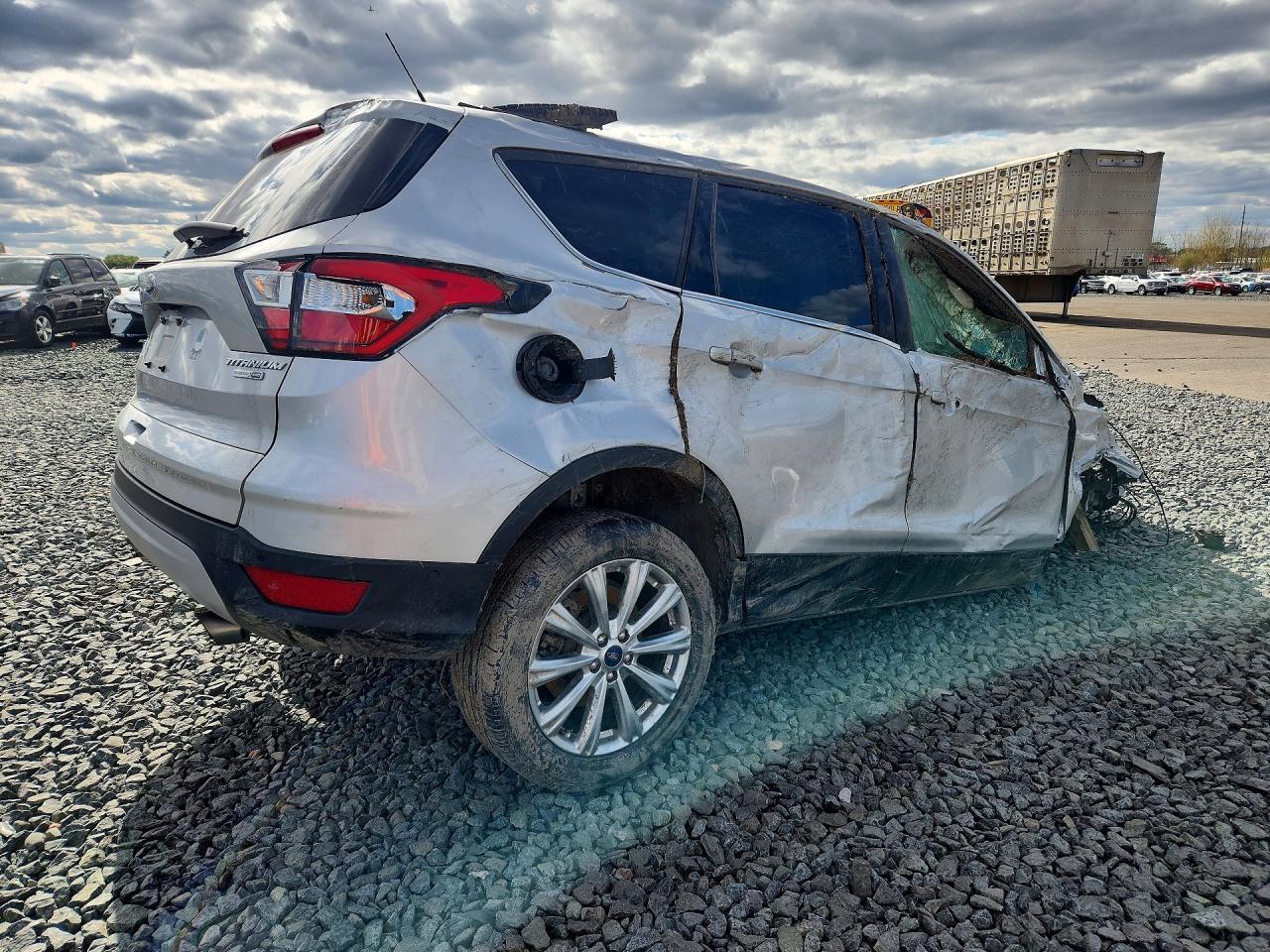2018 Ford Escape Titanium - Image 3