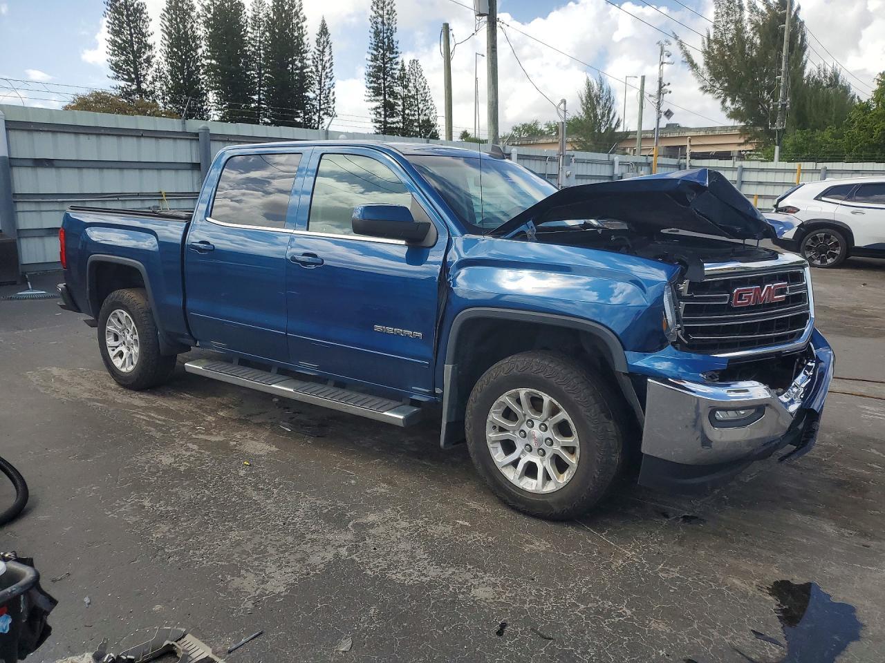 2018 GMC Sierra K1500 Sle - Image 4