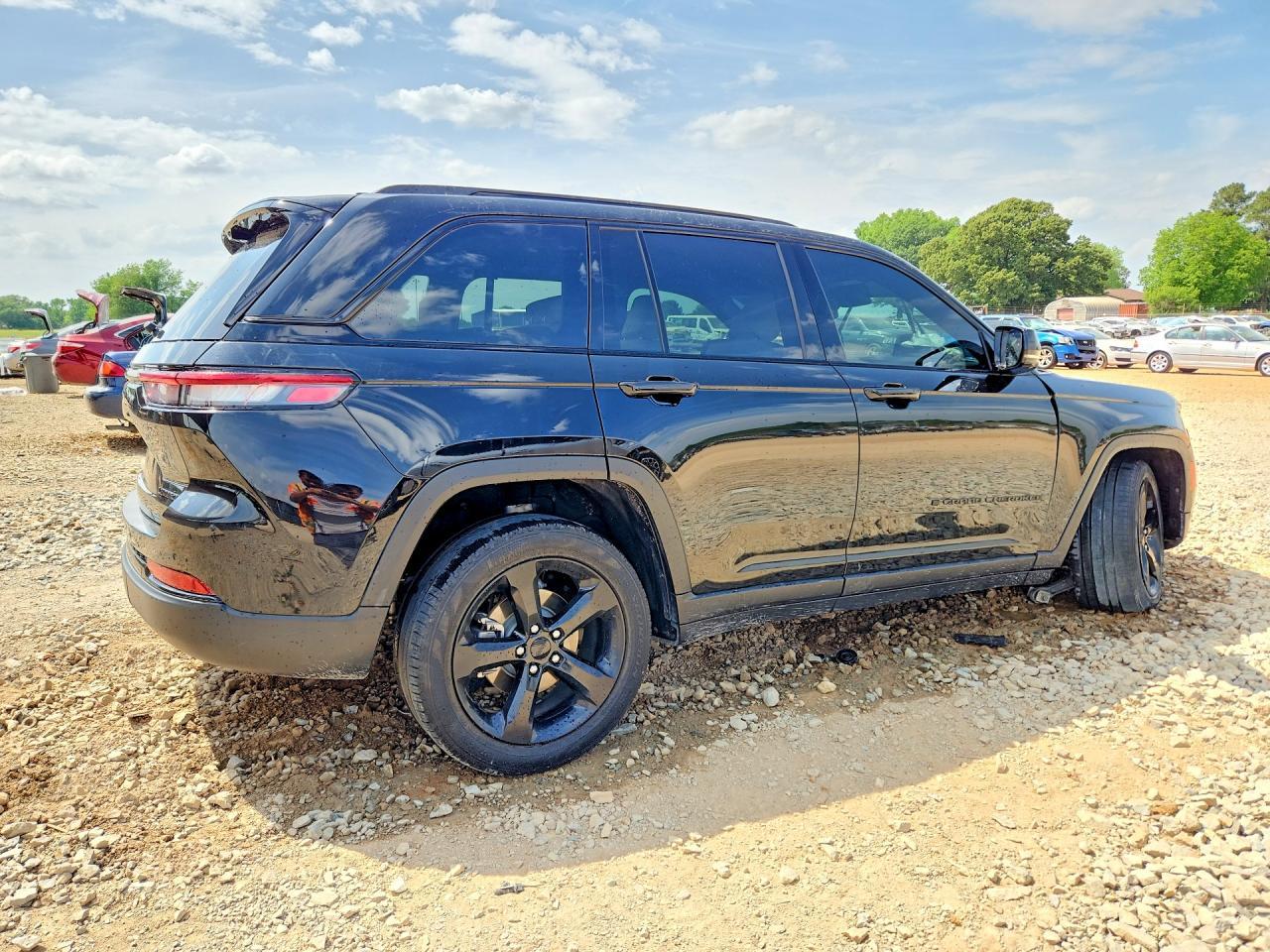 2023 Jeep Grand Cherokee Limited - Фото 3