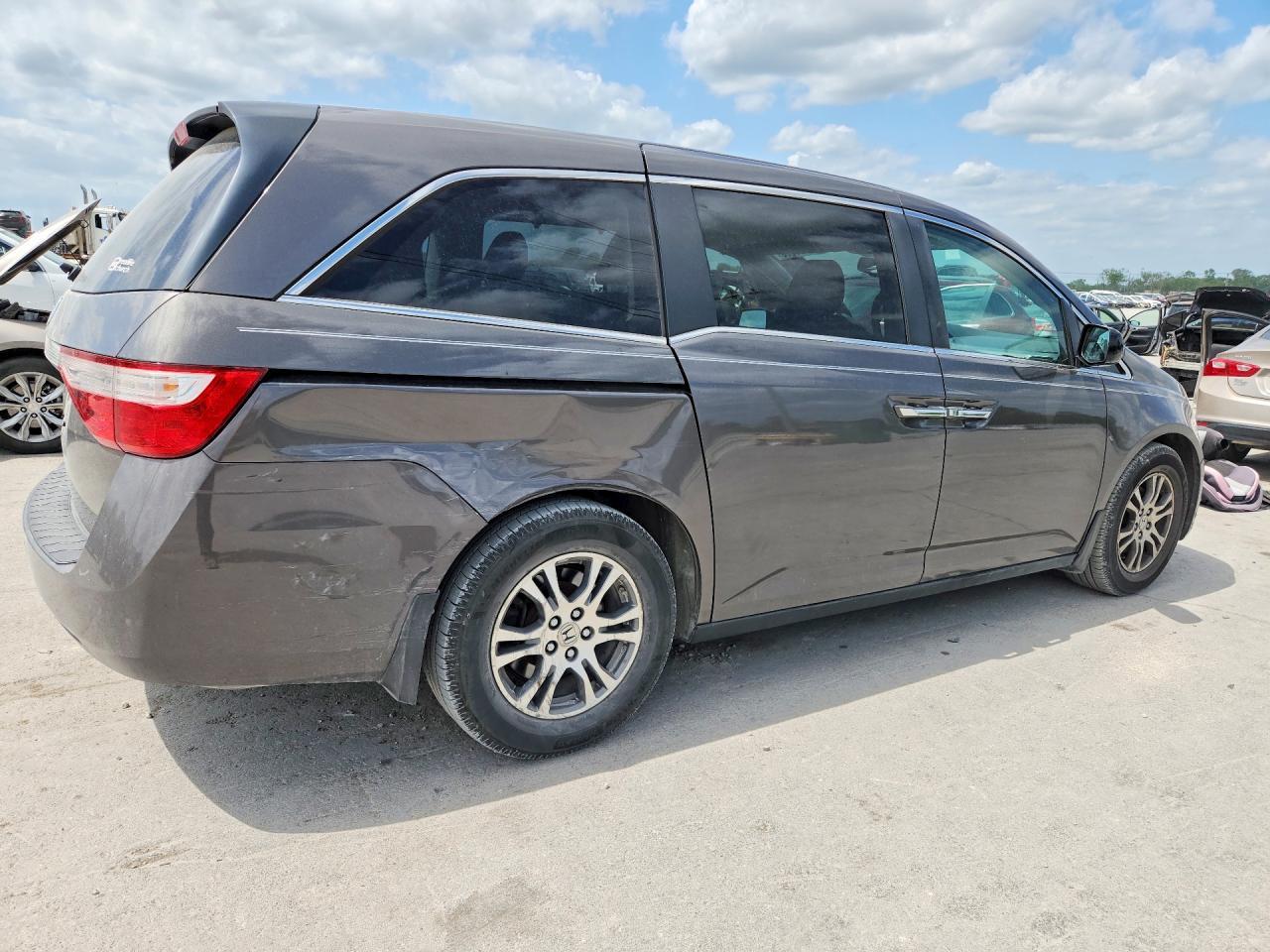 2013 Honda Odyssey Exl - Фото 3