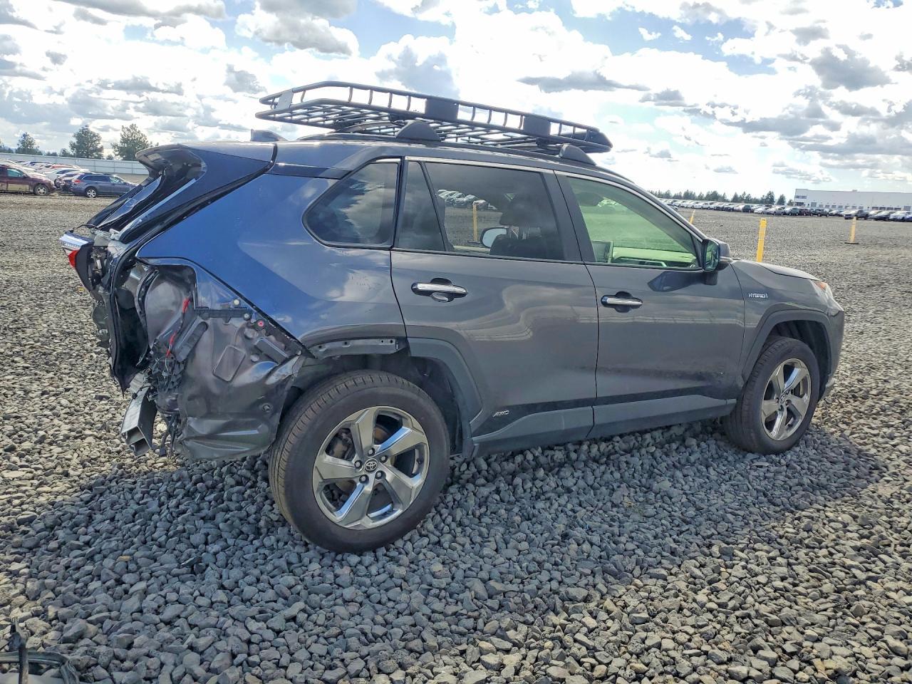 2020 Toyota Rav4 Limited - Фото 3