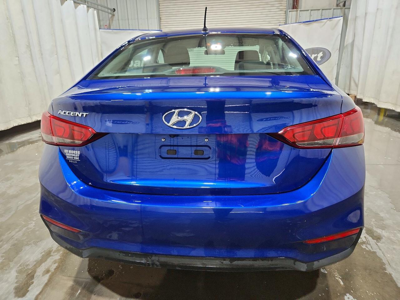2021 Hyundai Accent Se - Фото 6