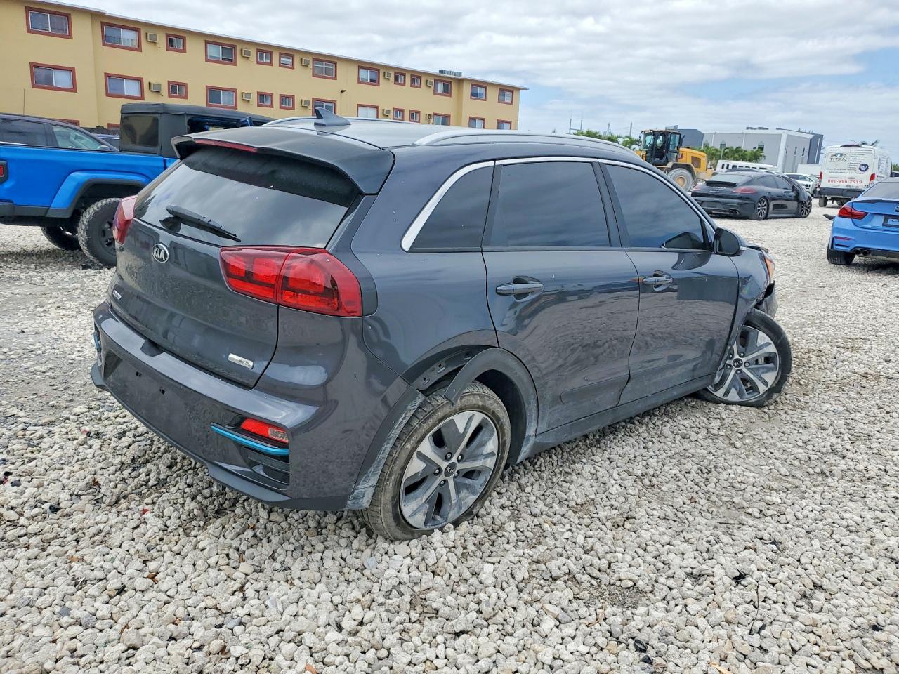 2020 Kia Niro Ex - Фото 3