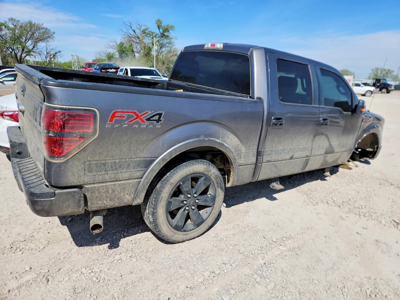 2013 Ford F150 Supercrew - Фото 3