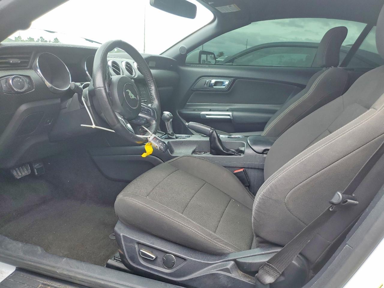 2015 Ford Mustang - Image 7