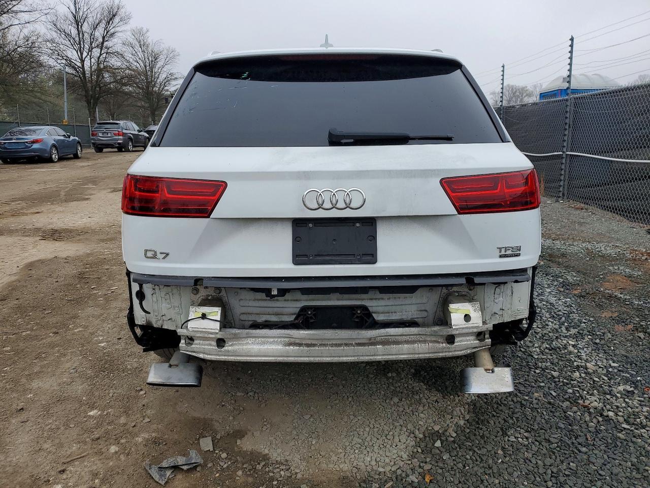 2017 Audi Q7 Premium Plus - Фото 6