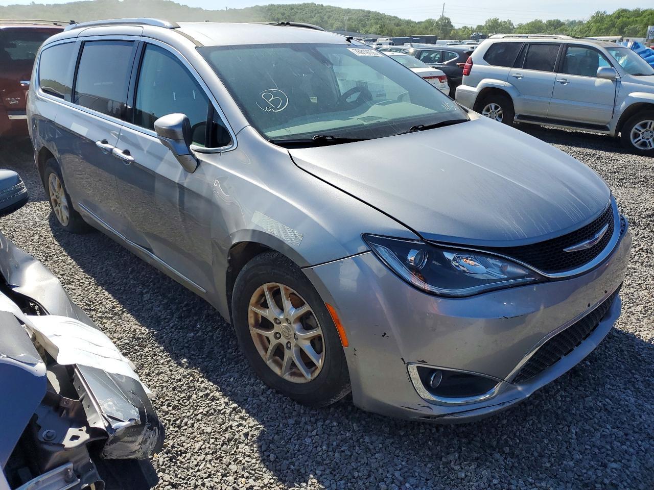 2020 Chrysler Pacifica Touring L - Фото 4