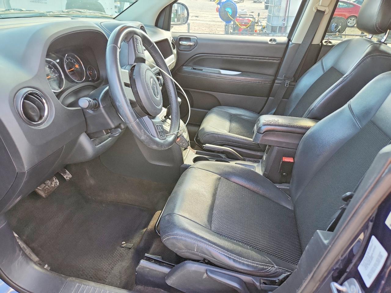 2014 Jeep Compass Latitude - Фото 7