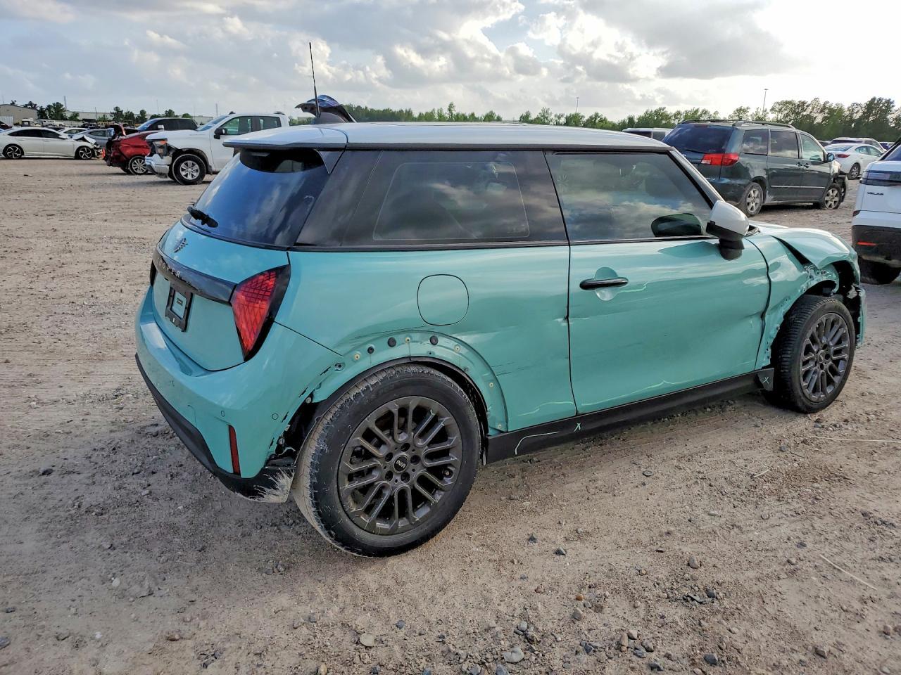 2025 Mini Cooper Base - Фото 3
