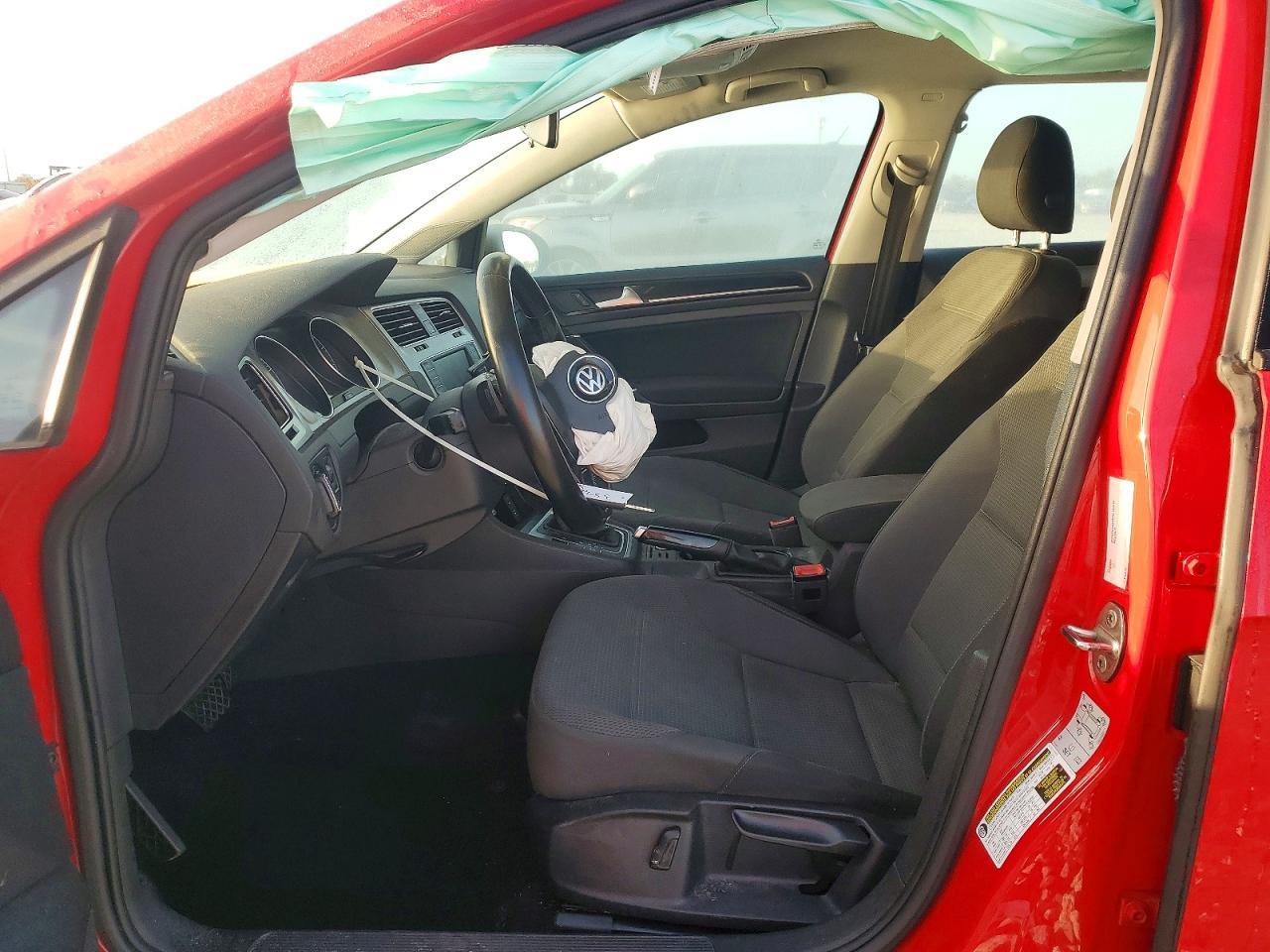 2017 Volkswagen Golf Sportwagen S - Image 7