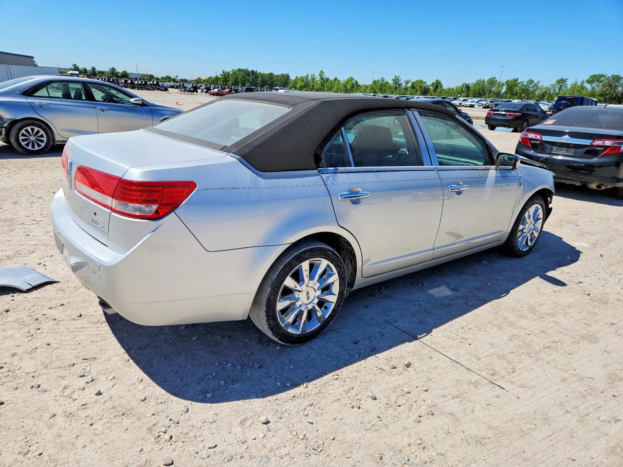 2012 Lincoln Mkz - Image 3