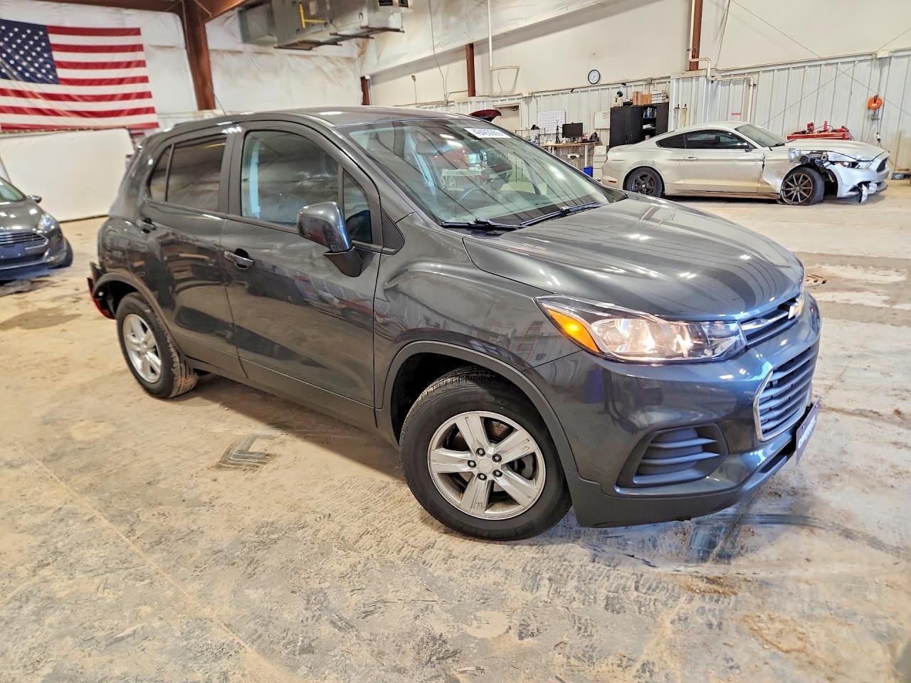 2020 Chevrolet Trax Ls - Фото 4