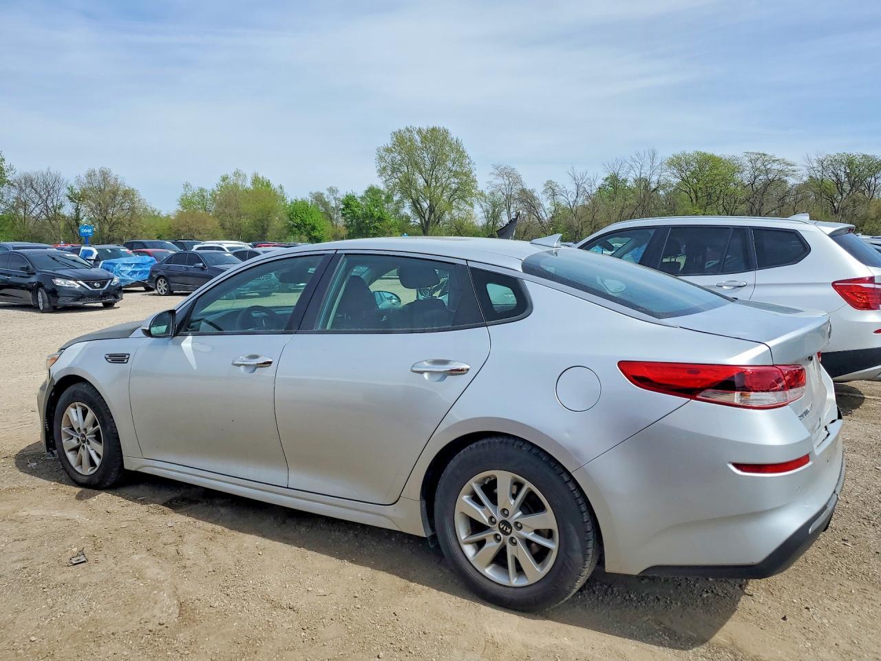 2019 Kia Optima Lx - Image 2