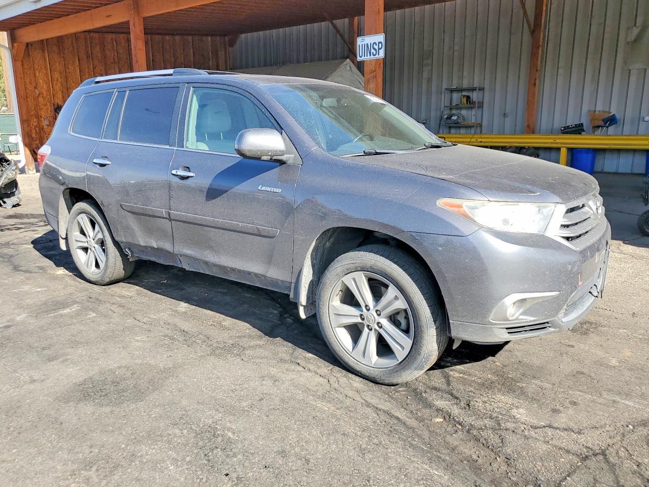 2012 Toyota Highlander Limited - Image 4