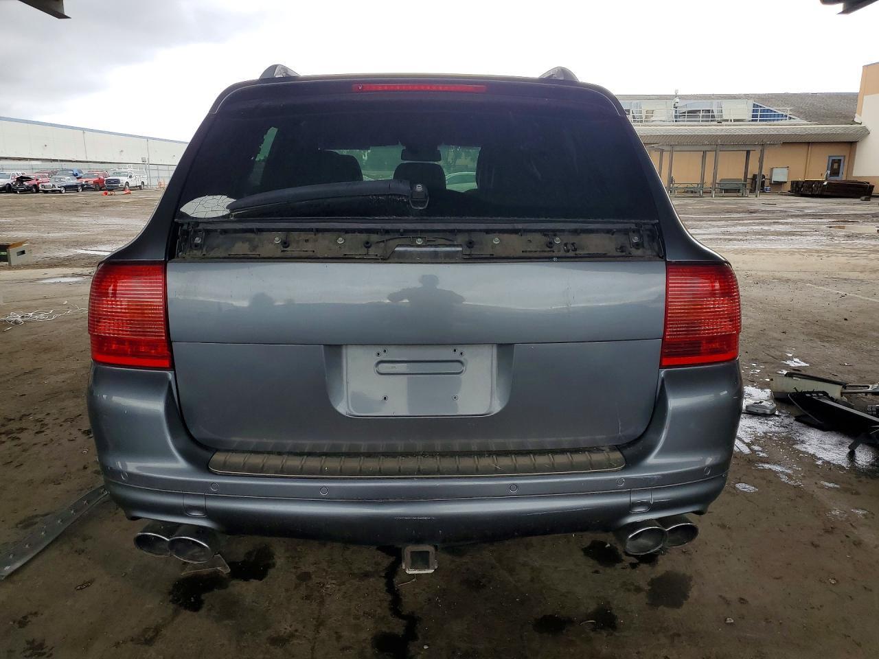 2006 Porsche Cayenne Turbo - Image 6