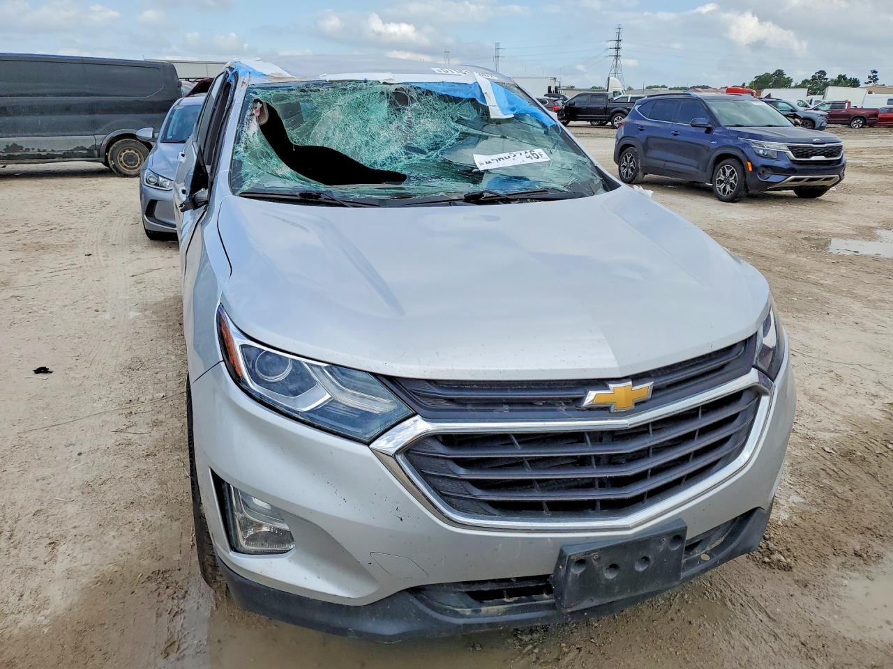 2021 Chevrolet Equinox Ls - Фото 5