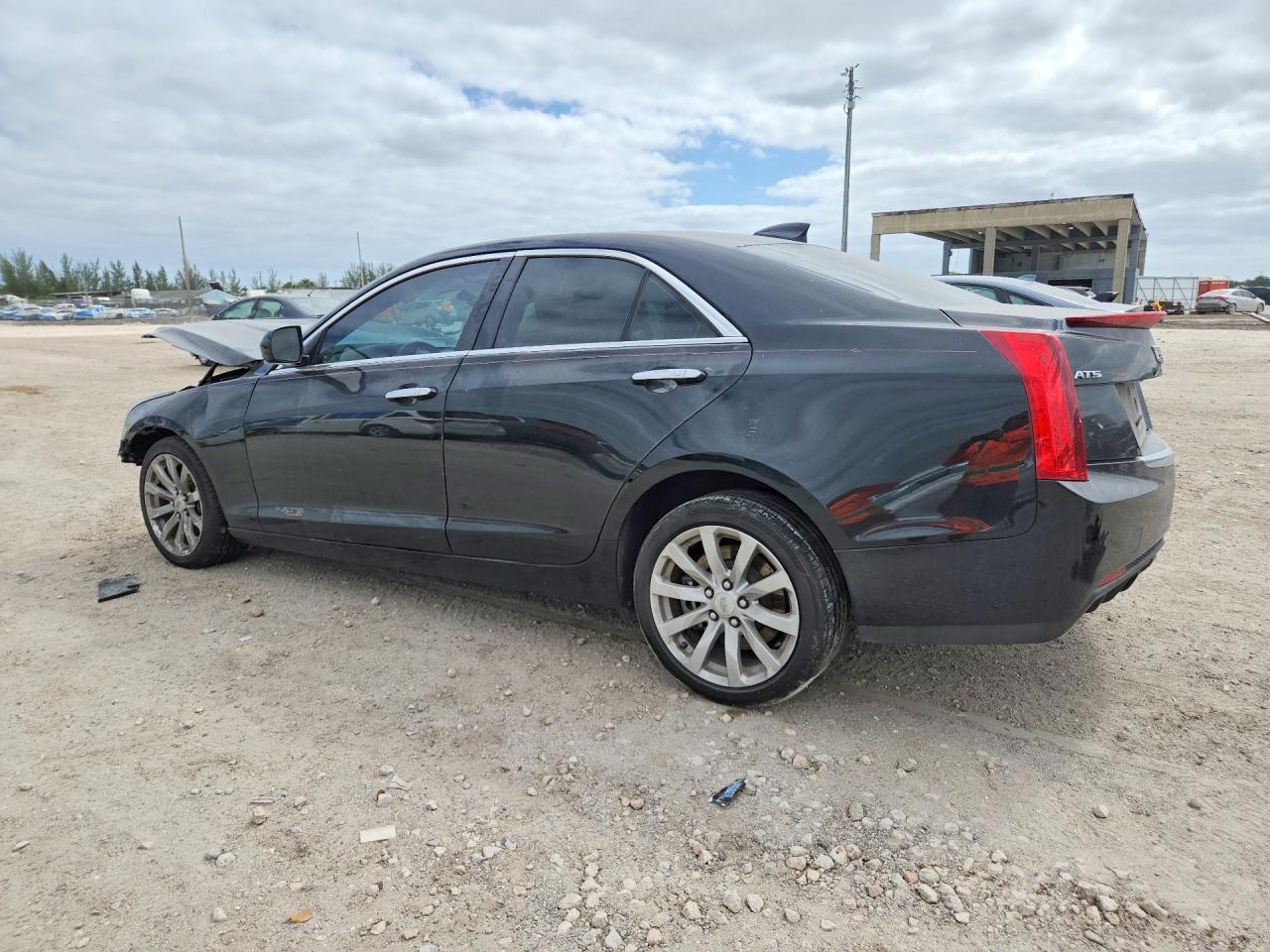 2017 Cadillac Ats - Фото 2