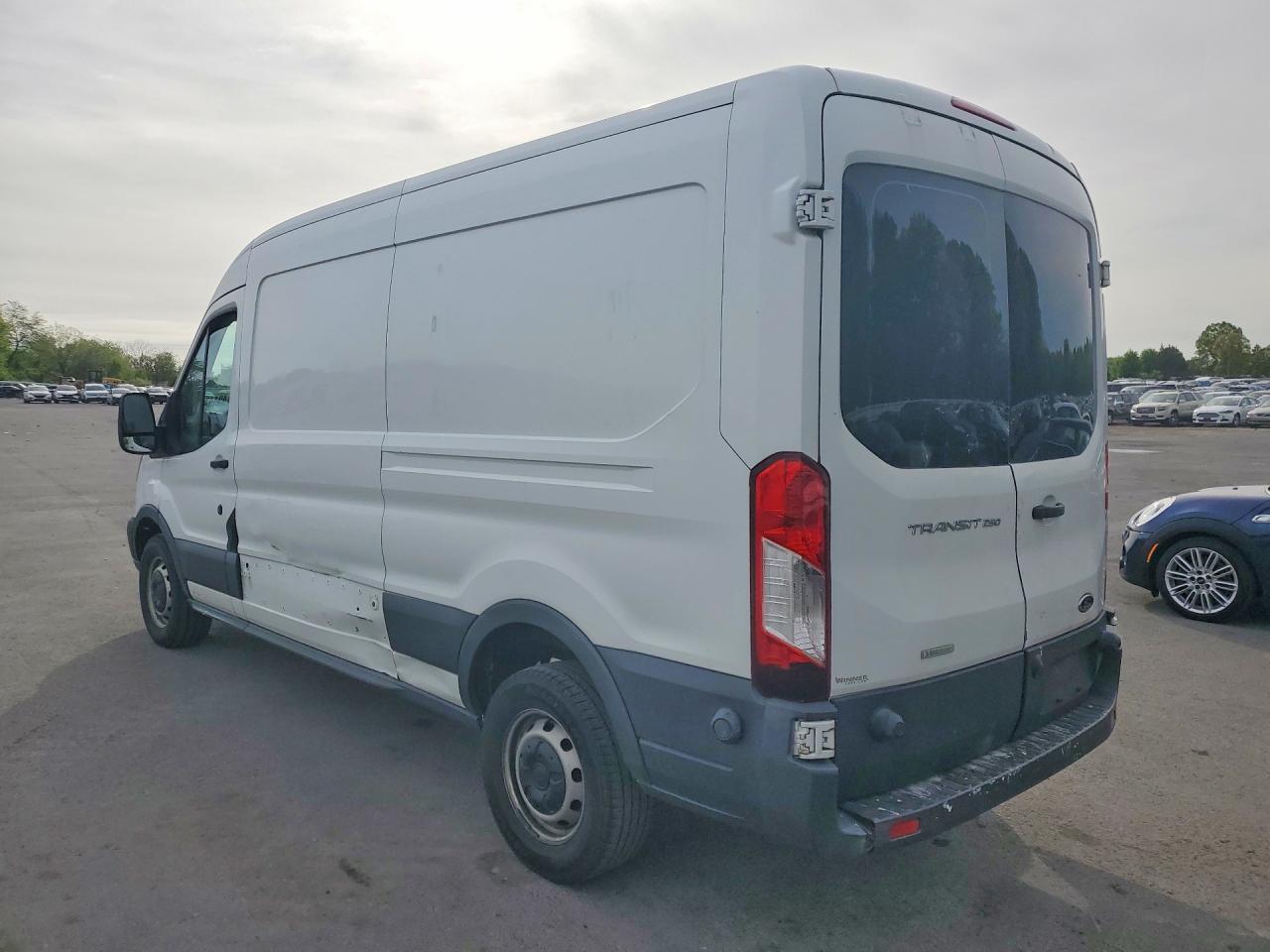 2016 Ford Transit T-250 - Фото 2