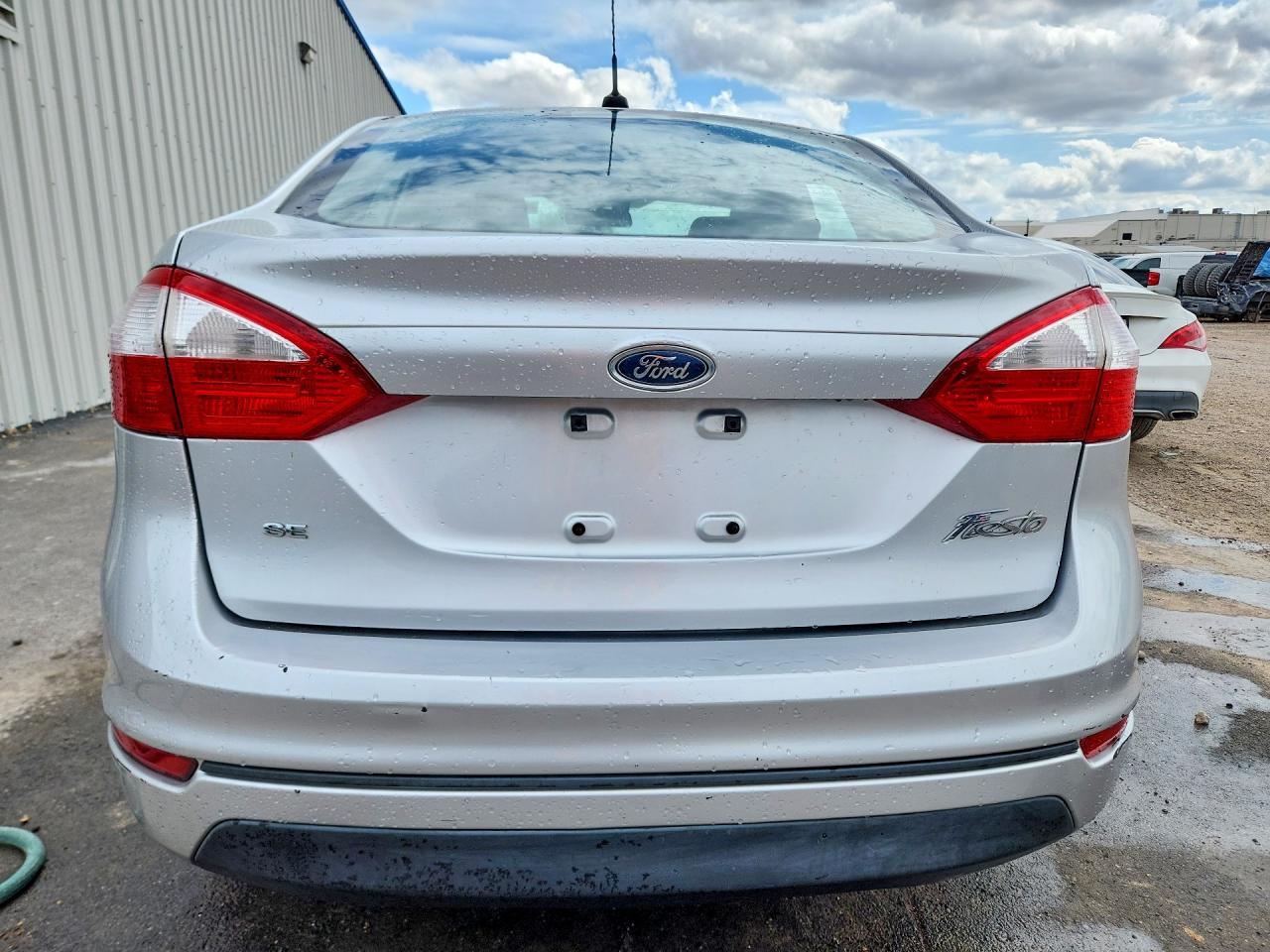 2017 Ford Fiesta Se - Фото 6