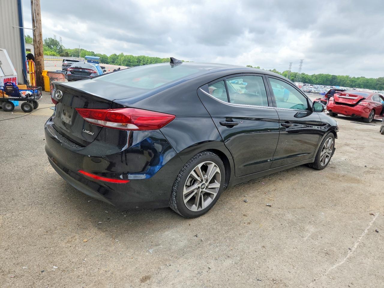 2018 Hyundai Elantra Limited - Image 3