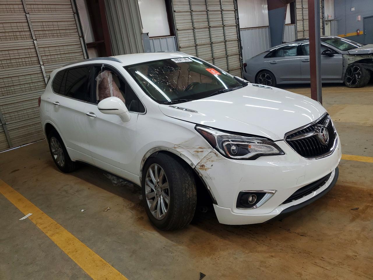 2019 Buick Envision Essence - Image 4