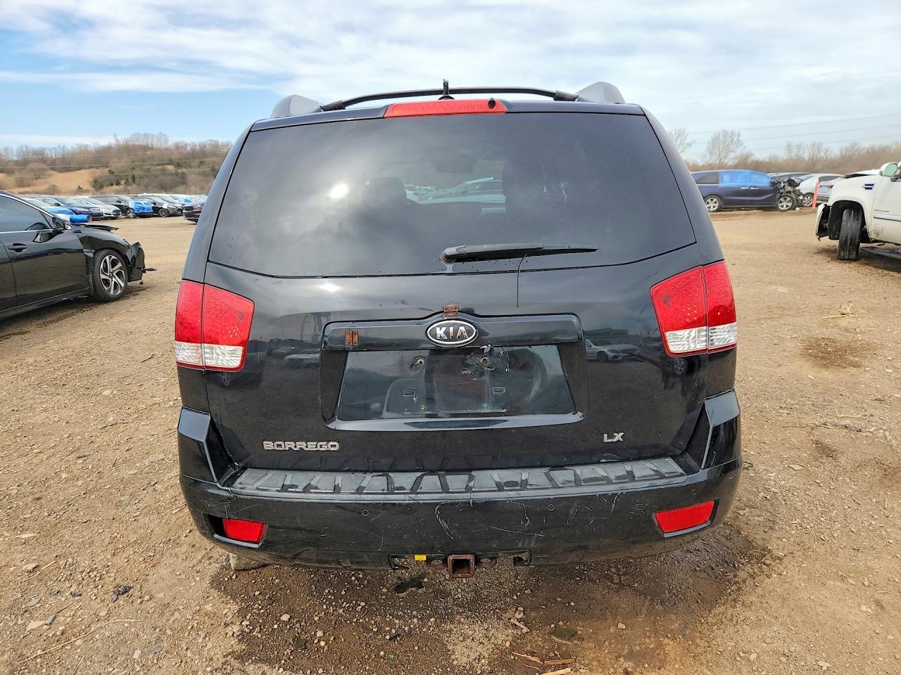 2009 Kia Borrego Lx - Image 6