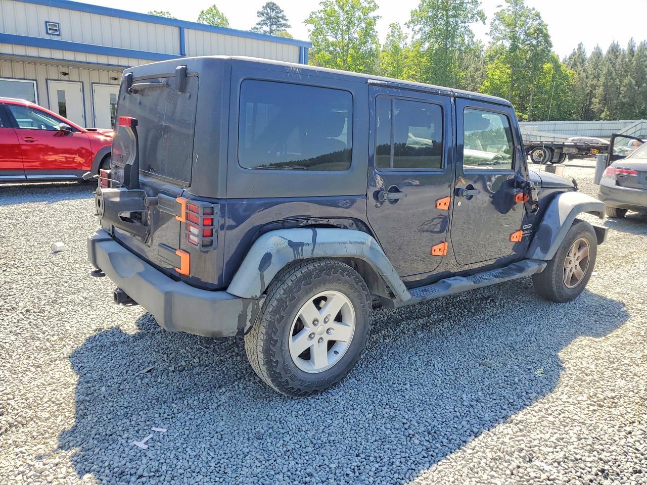 2013 Jeep Wrangler Unlimited Sport - Фото 3