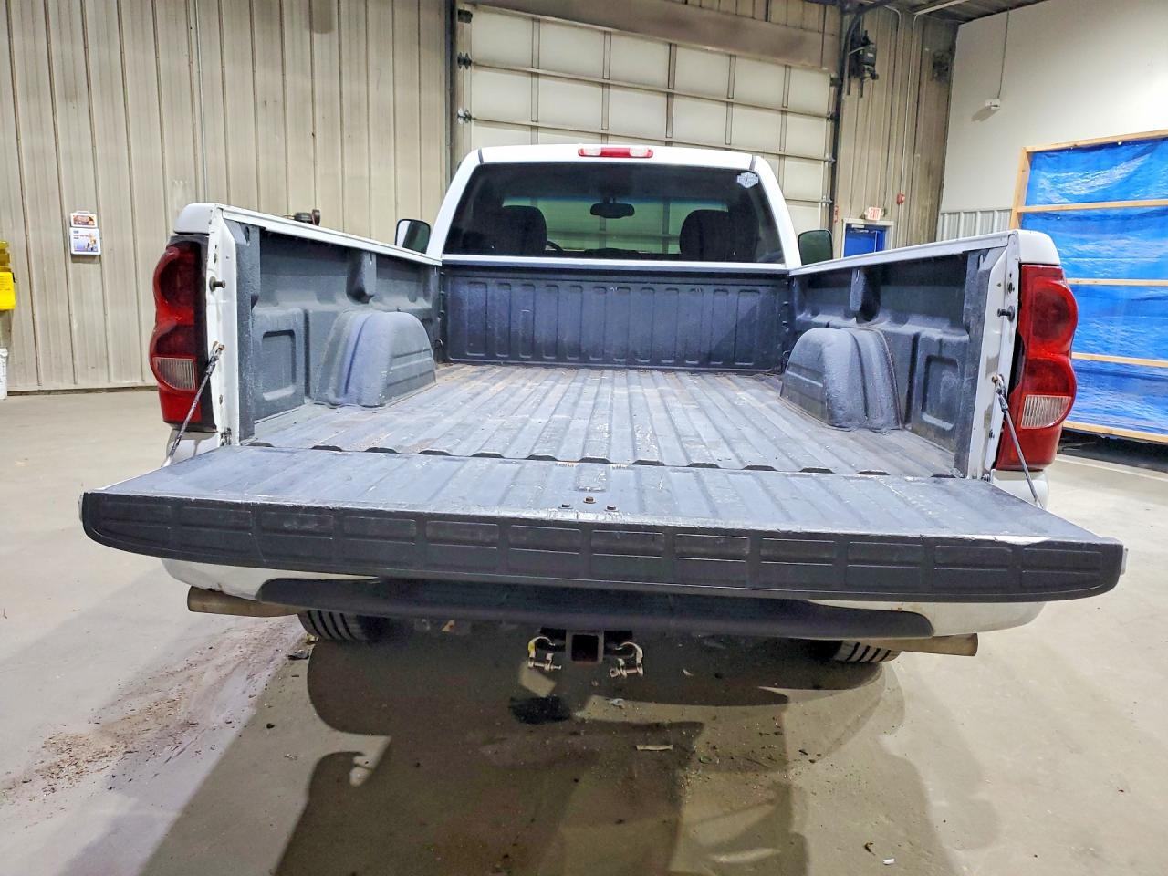 2003 Chevrolet Silverado K1500 - Image 6