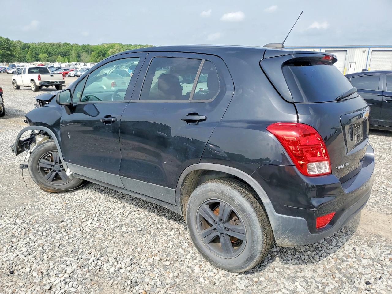 2020 Chevrolet Trax Ls - Image 2