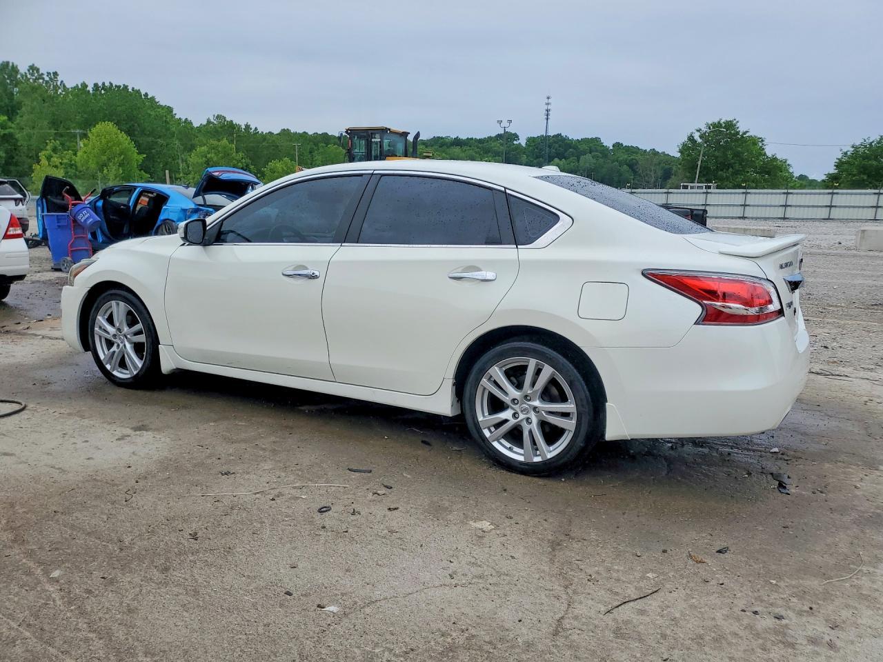 2014 Nissan Altima 3.5 S - Фото 2
