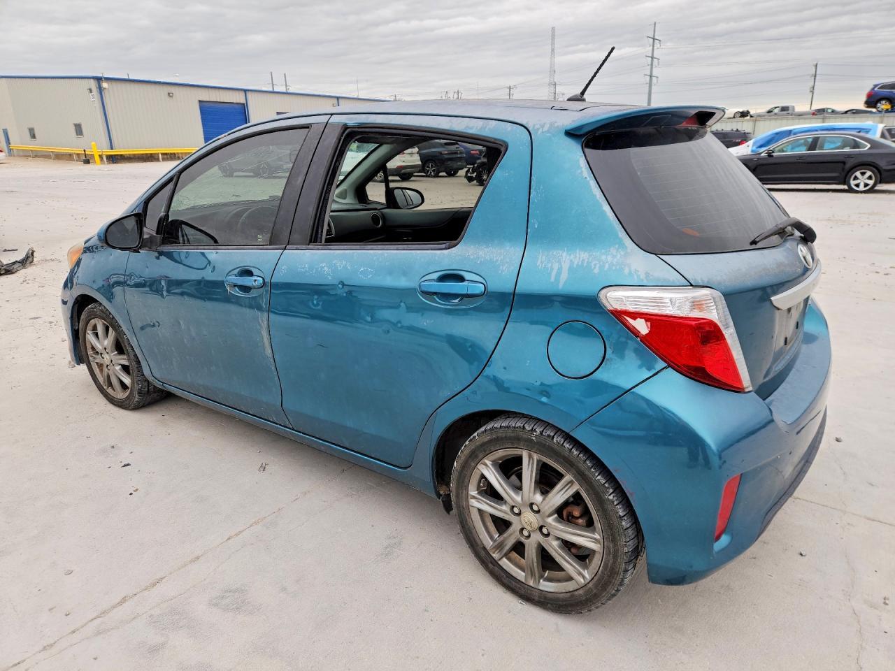 2013 Toyota Yaris 5-Door L - Image 2