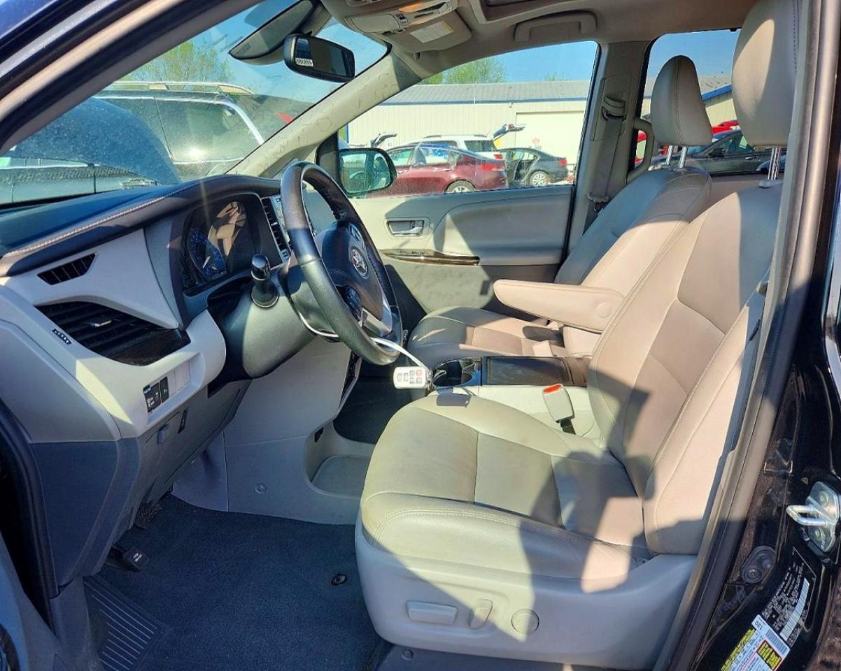 2020 Toyota Sienna Xle Premium 8-Passenger - Фото 7
