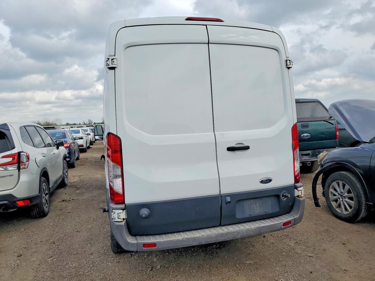 2016 Ford Transit T-250 - Image 6