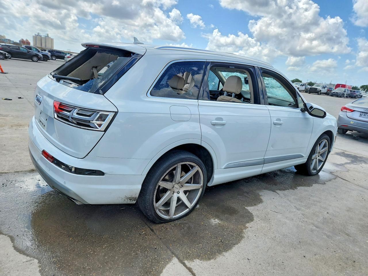 2019 Audi Q7 Premium Plus - Фото 3