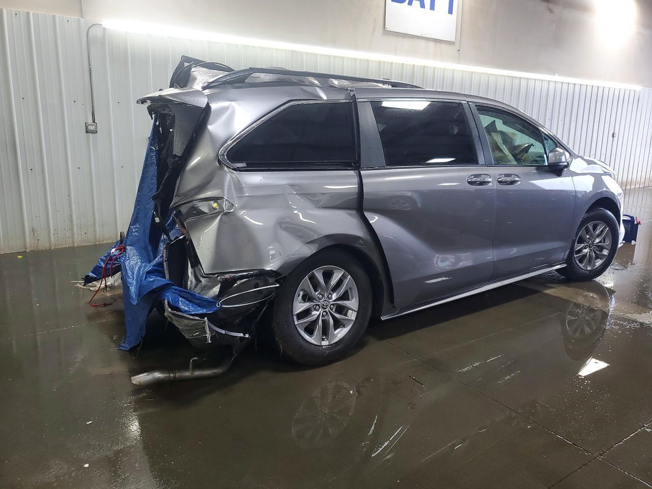 2026 Toyota Sienna Xle 7-Passenger - Фото 3