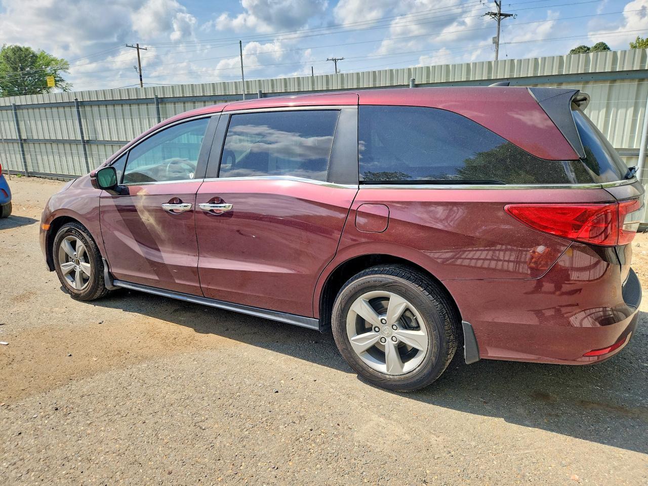 2019 Honda Odyssey Ex - Фото 2