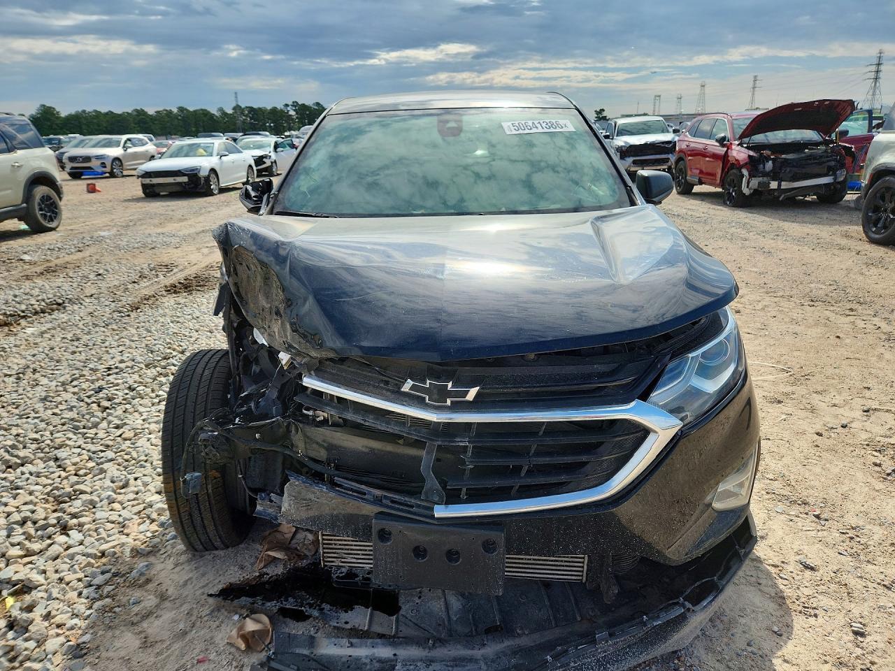2020 Chevrolet Equinox Ls - Image 5