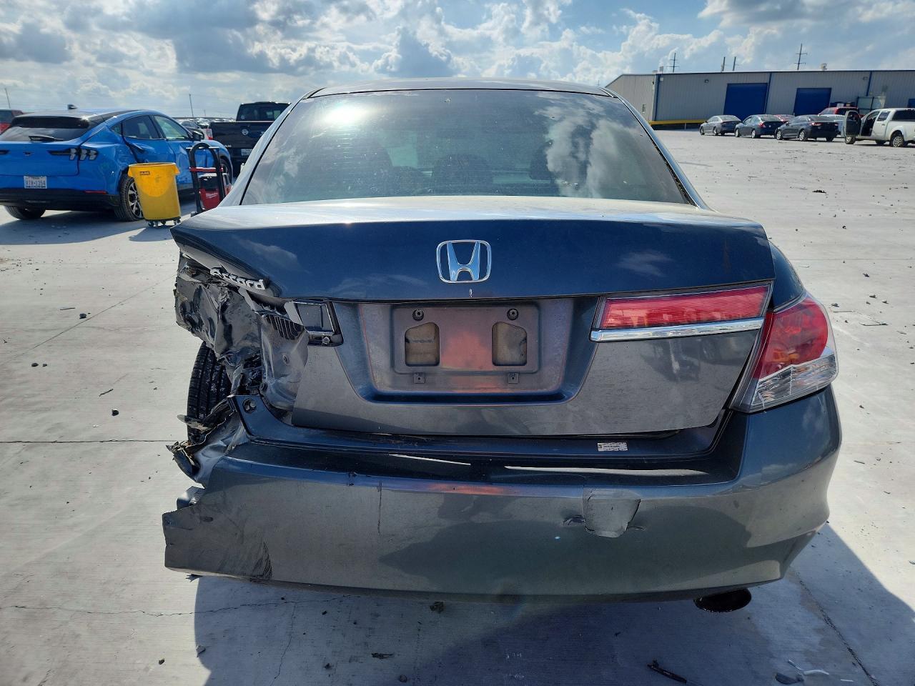 2012 Honda Accord Lx - Image 6