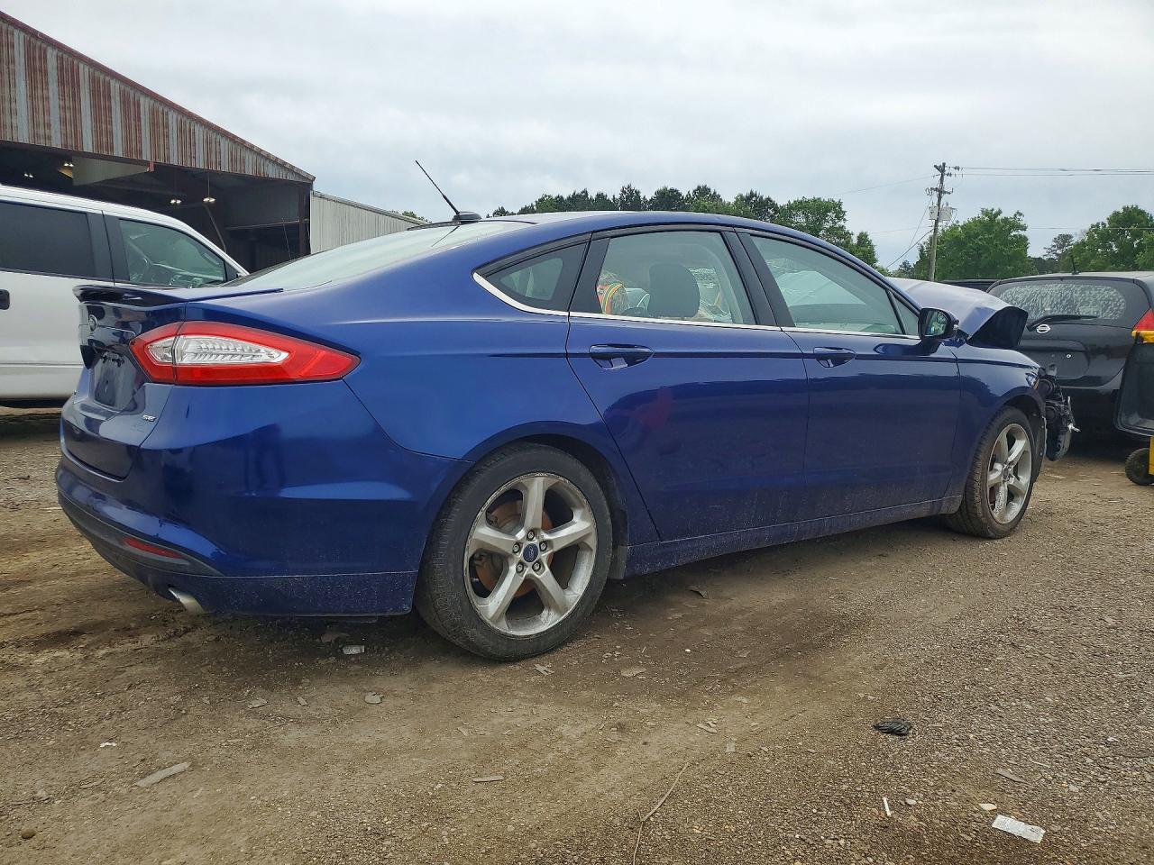 2015 Ford Fusion Se - Image 3