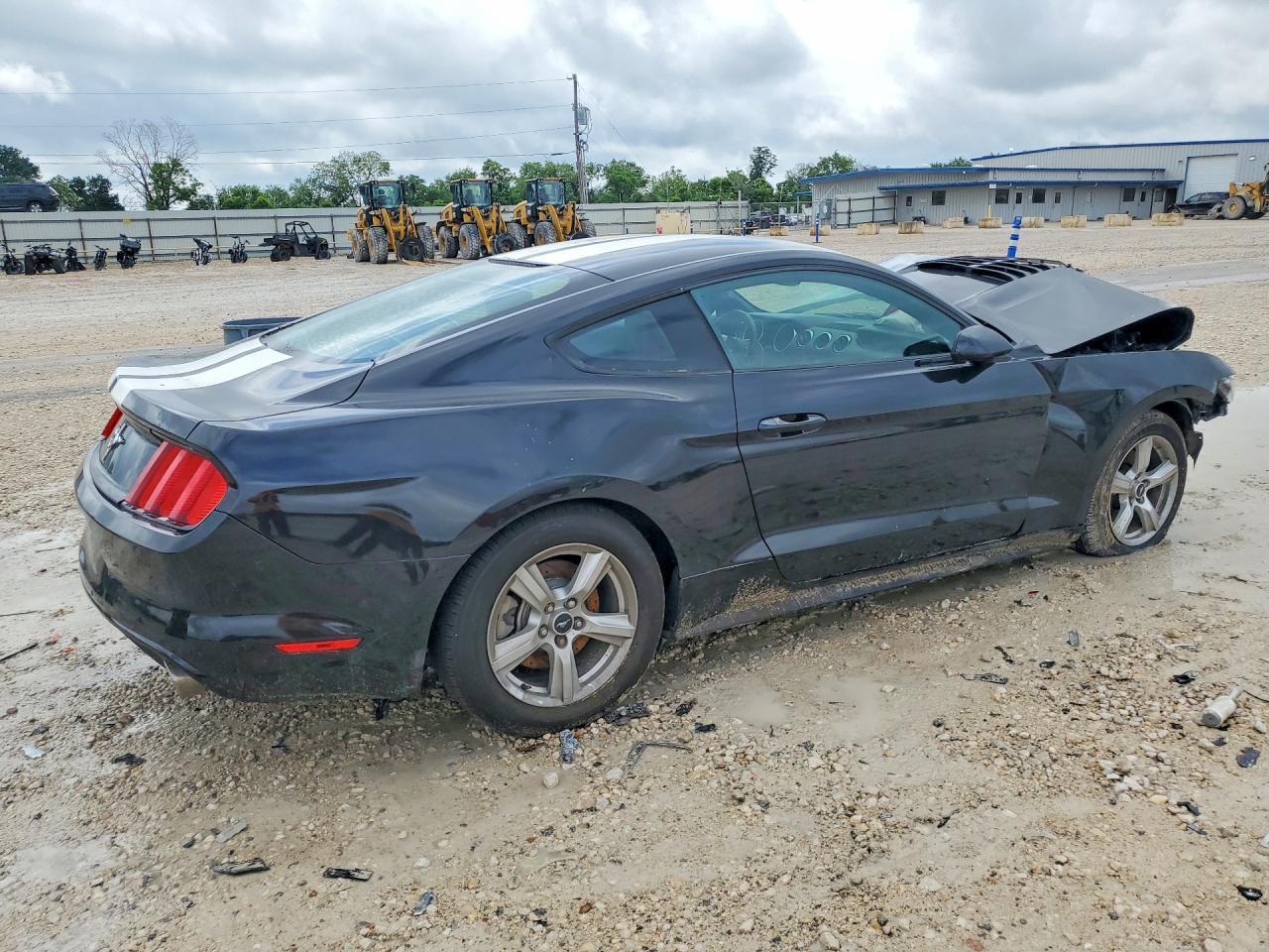 2015 Ford Mustang - Фото 3