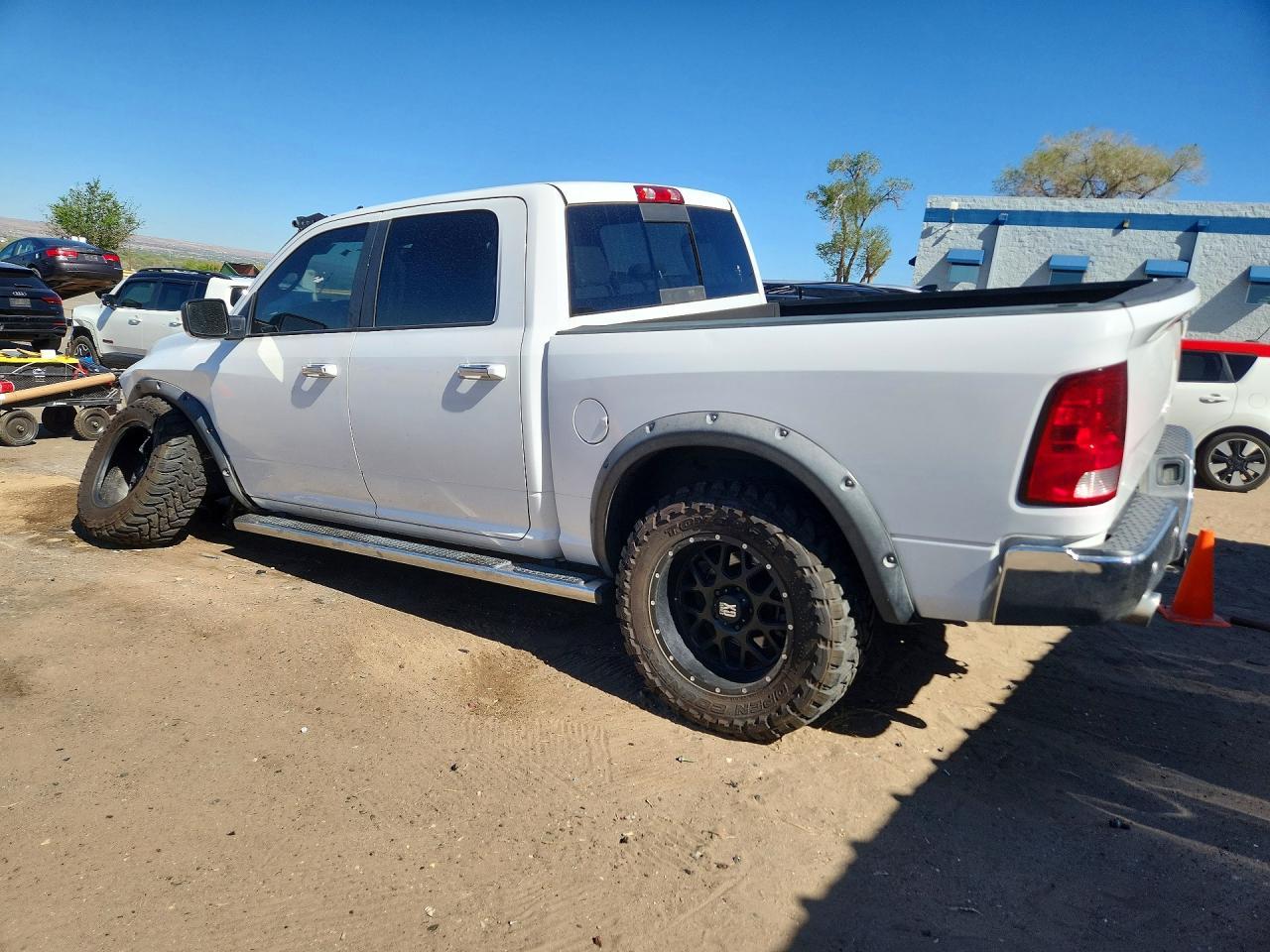 2017 Ram 1500 Slt - Image 2
